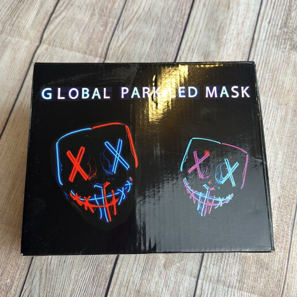 LED Light up Mask 2 pack - Picture 8 of 12